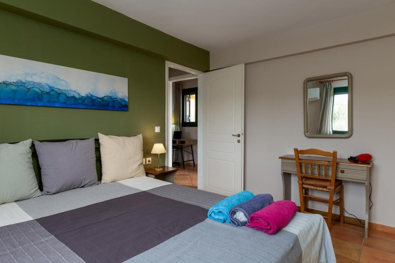 Koxyli Studios & Apartments Kaligata Bagian luar foto