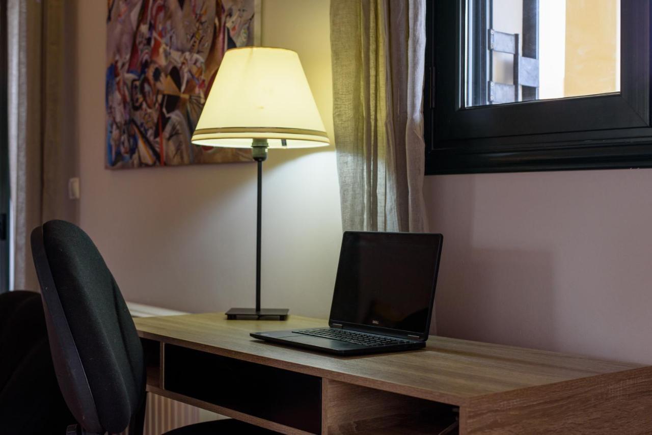 Koxyli Studios & Apartments Kaligata Bagian luar foto