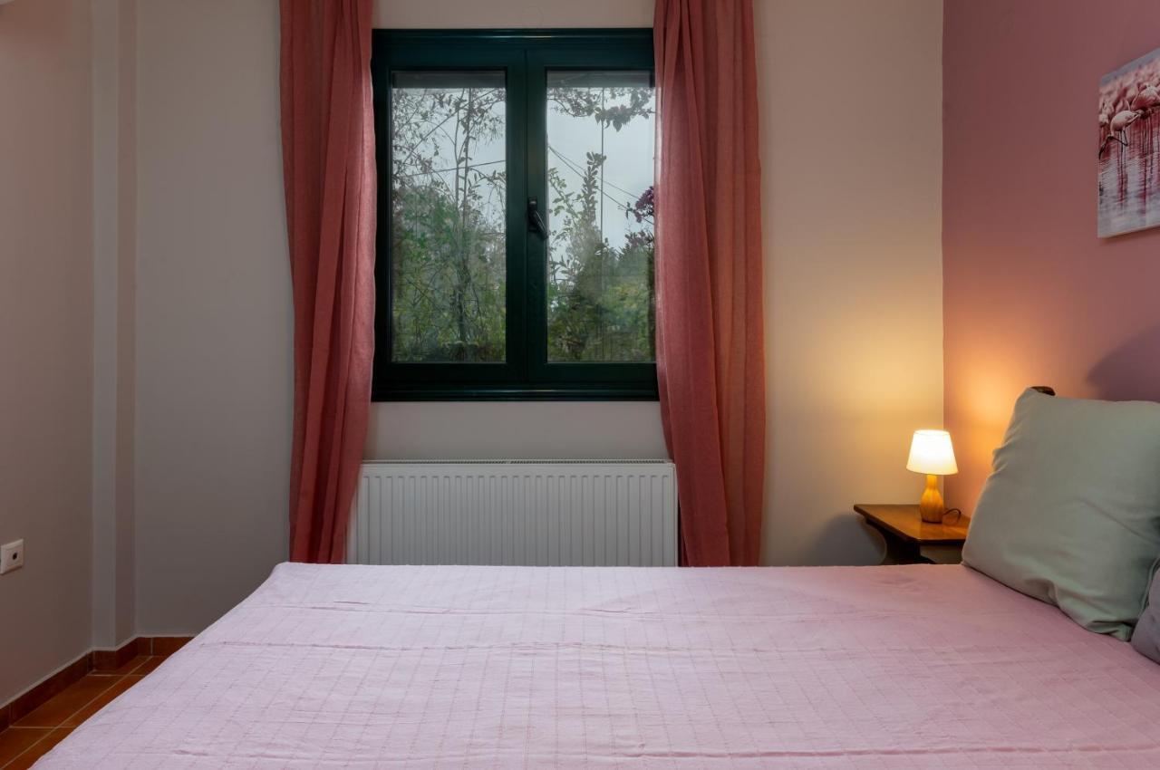 Koxyli Studios & Apartments Kaligata Bagian luar foto